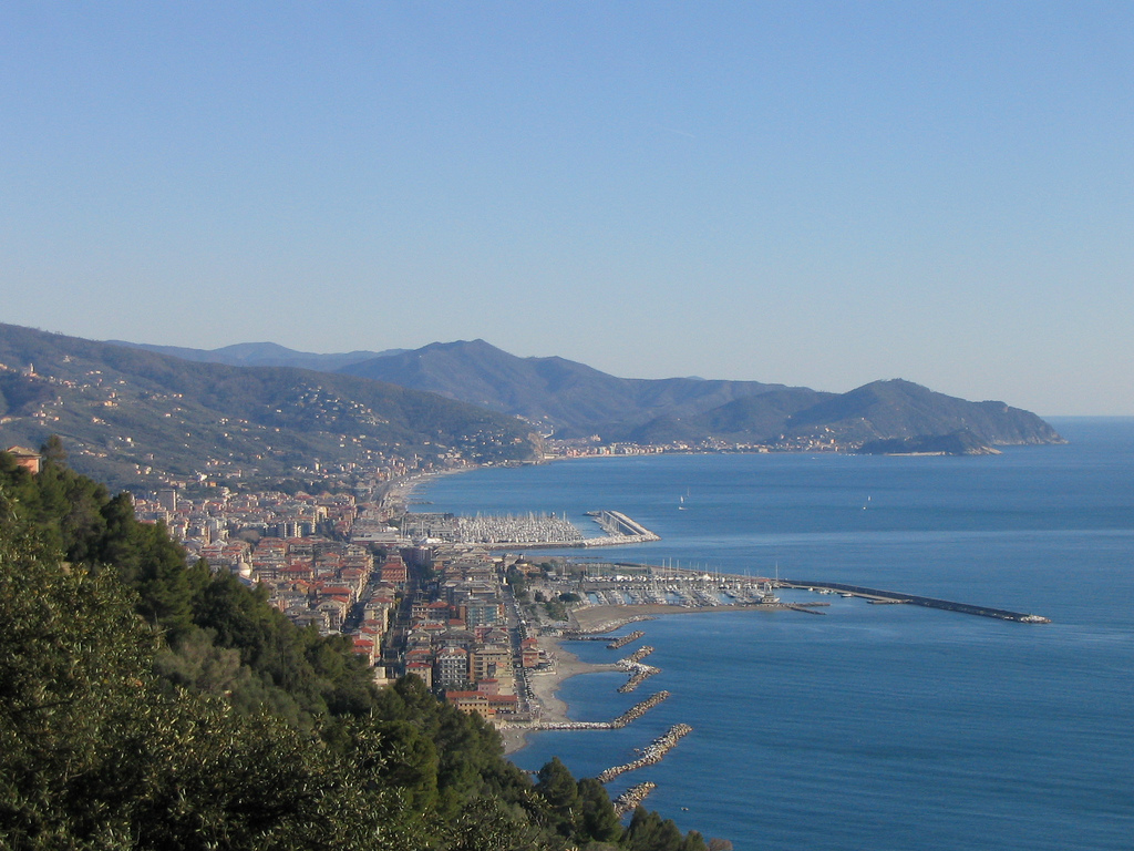 Noleggio Barche Chiavari - Navalia | Noleggia un Sogno