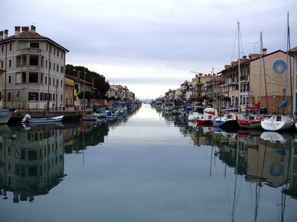 Noleggio Barche Grado - Navalia | Noleggia un Sogno