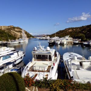 Porto di Poltu Quatu, Sardinien,  Italy