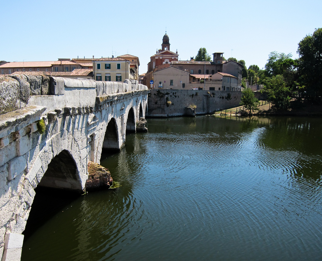 Noleggio Barche Rimini - Navalia | Noleggia un Sogno