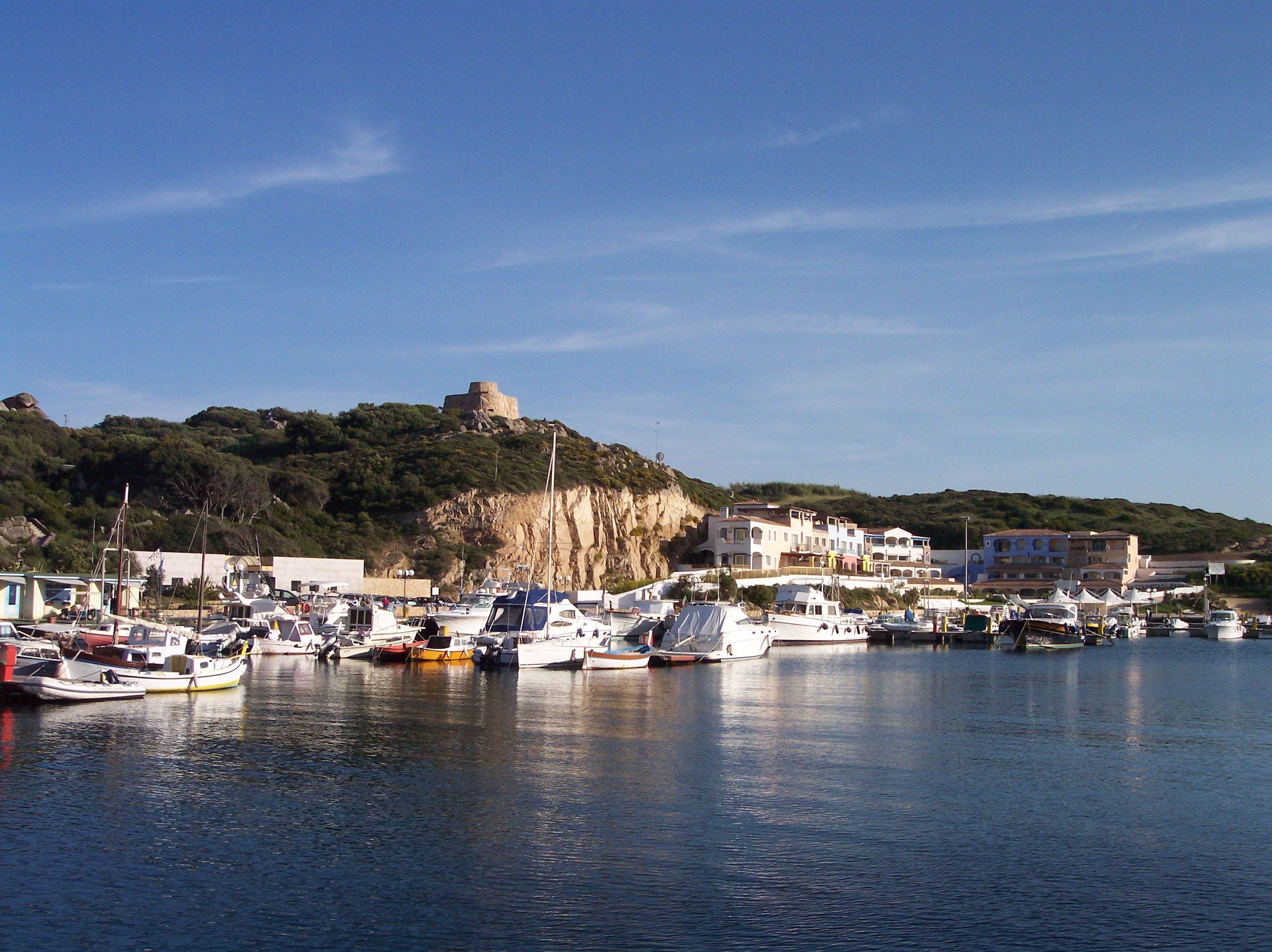 Noleggio Barche Santa Teresa di Gallura - Navalia | Noleggia un Sogno