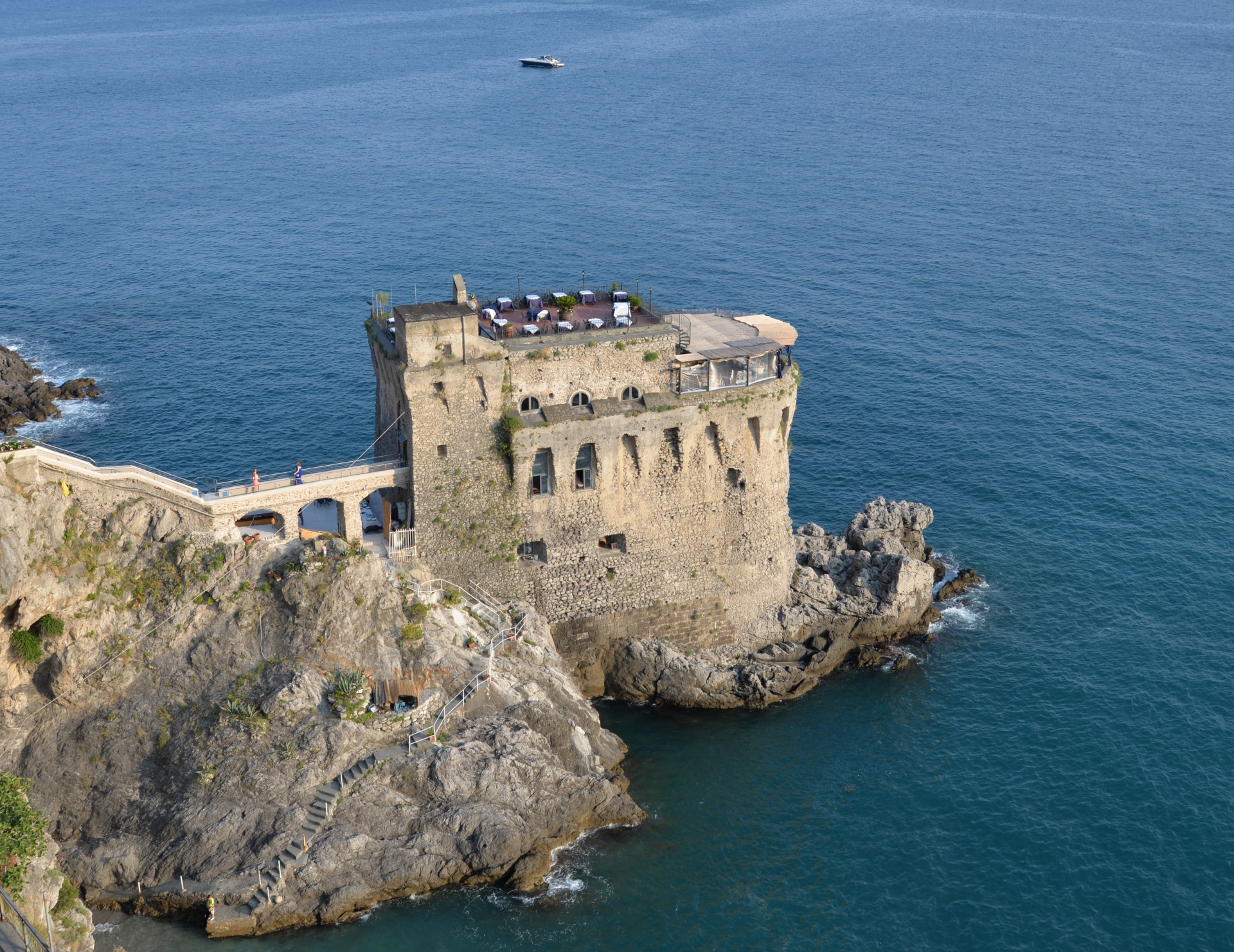 Noleggio Barche Amalfi - Navalia | Noleggia un Sogno