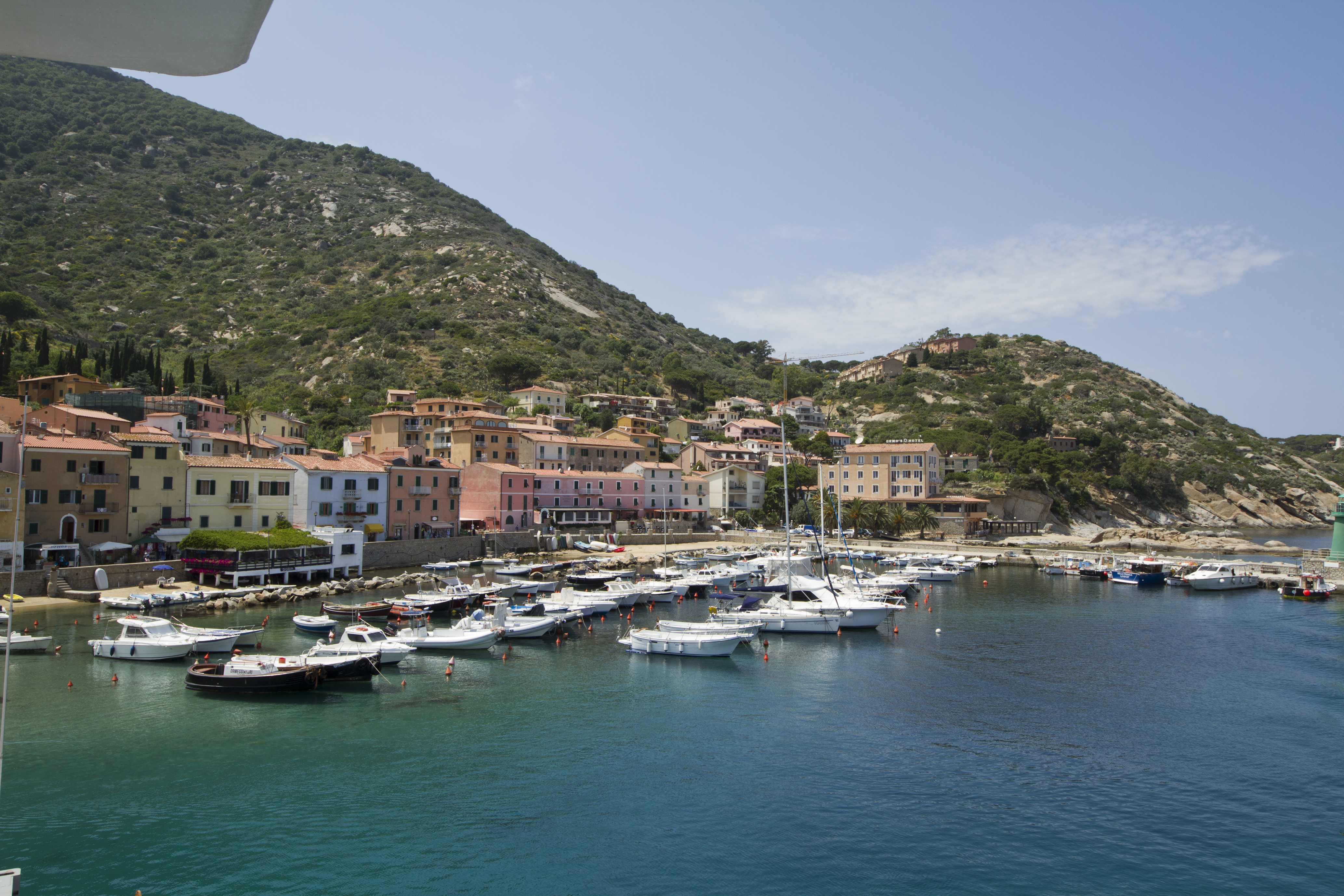 Noleggio Barche Isola del Giglio – Porto - Navalia | Noleggia un Sogno