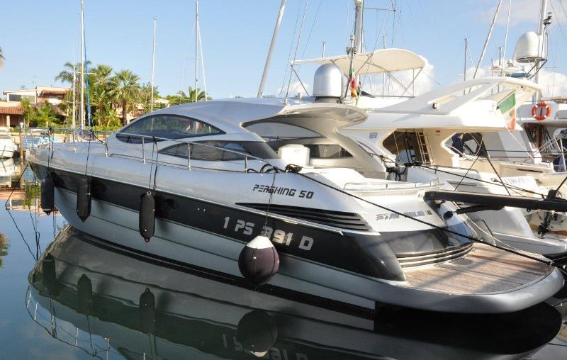 Navalia - Imbarcazione Pershing 50 2