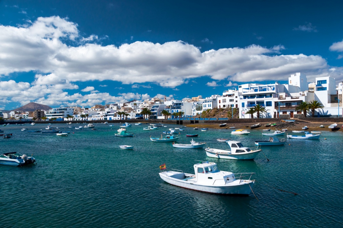 Noleggio Barche Arrecife – Isola di Lanzarote - Navalia | Noleggia un Sogno