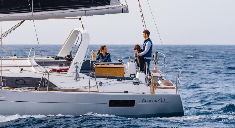 Navalia - Imbarcazione Oceanis 41.1 – 3 cab. con 1 wc 2