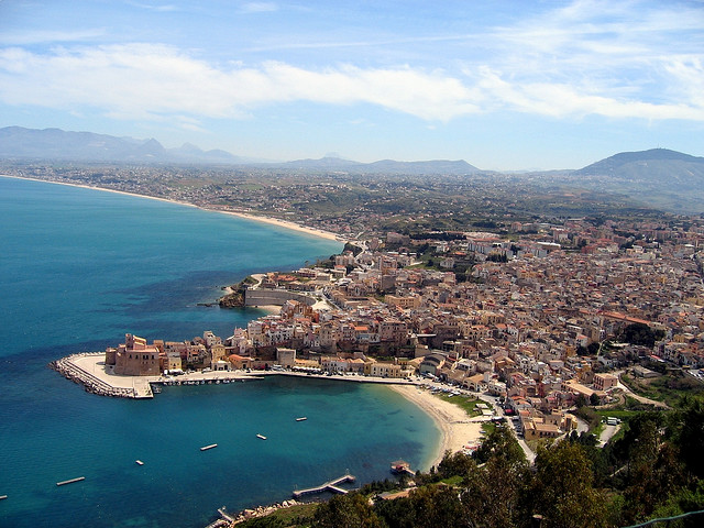 Noleggio Barche Castellamare del Golfo - Navalia | Noleggia un Sogno