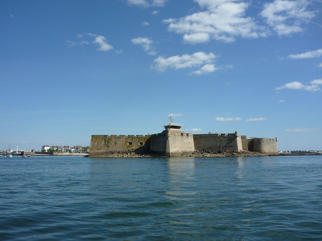 Noleggio Barche Port Louis - Navalia | Noleggia un Sogno