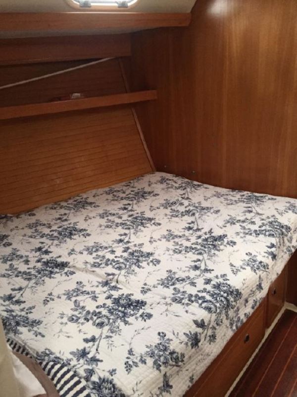 Navalia - Imbarcazione Catalina 42 10