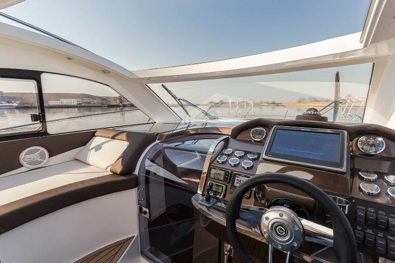 Navalia - Imbarcazione Galeon 325 Open 5