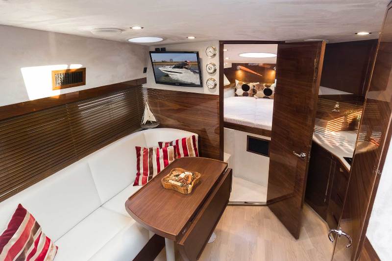 Navalia - Imbarcazione Galeon 325 Open 8