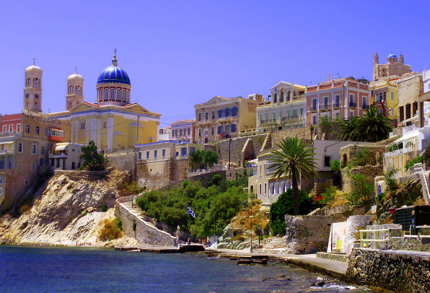 Noleggio Barche Ermoupolis – Isola di Syros - Navalia | Noleggia un Sogno