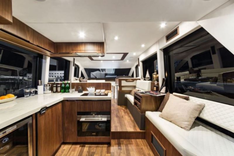 Navalia - Imbarcazione Galeon 460 Fly 8