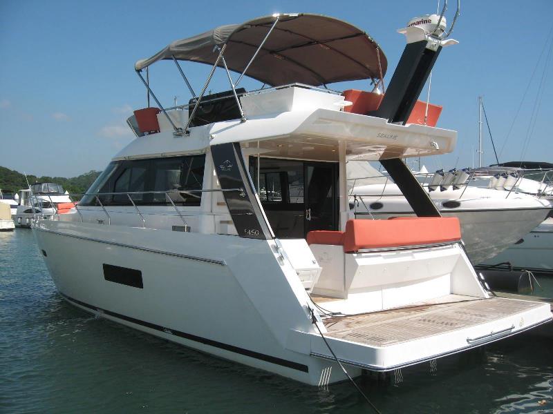 Navalia - Imbarcazione Sealine F450 Fly 4