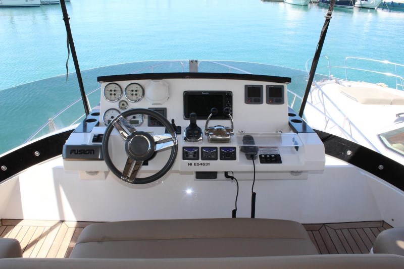 Navalia - Imbarcazione Sealine F450 Fly 6