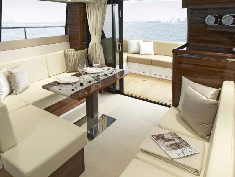 Navalia - Imbarcazione Sealine F450 Fly 8