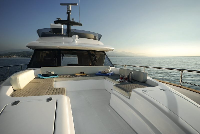 Navalia - Imbarcazione Azimut 53 Magellano 4