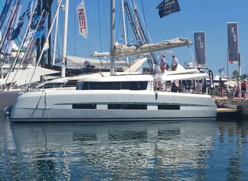 Navalia - Imbarcazione Dufour 48 Catamaran 1