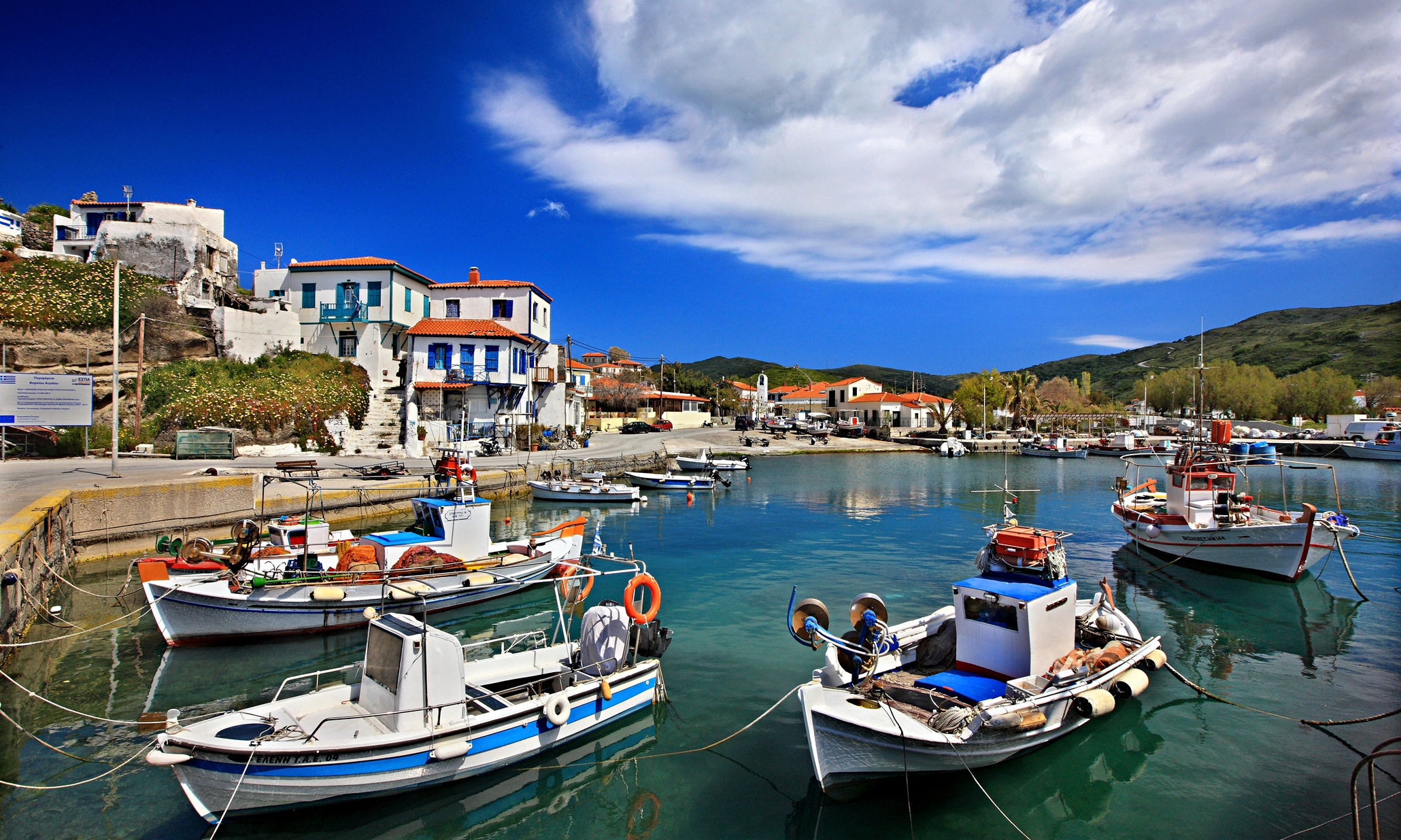 Noleggio Barche Isola di Agios Eustratios - Navalia | Noleggia un Sogno