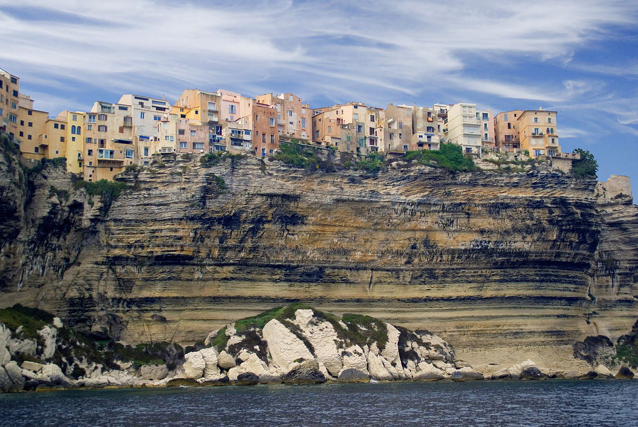 Noleggio Barche Bonifacio - Navalia | Noleggia un Sogno