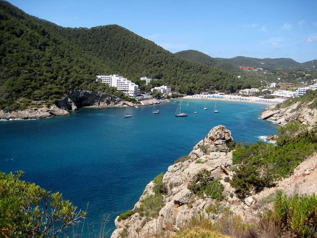 Noleggio Barche Cala Llonga  – Isola di Ibiza - Navalia | Noleggia un Sogno