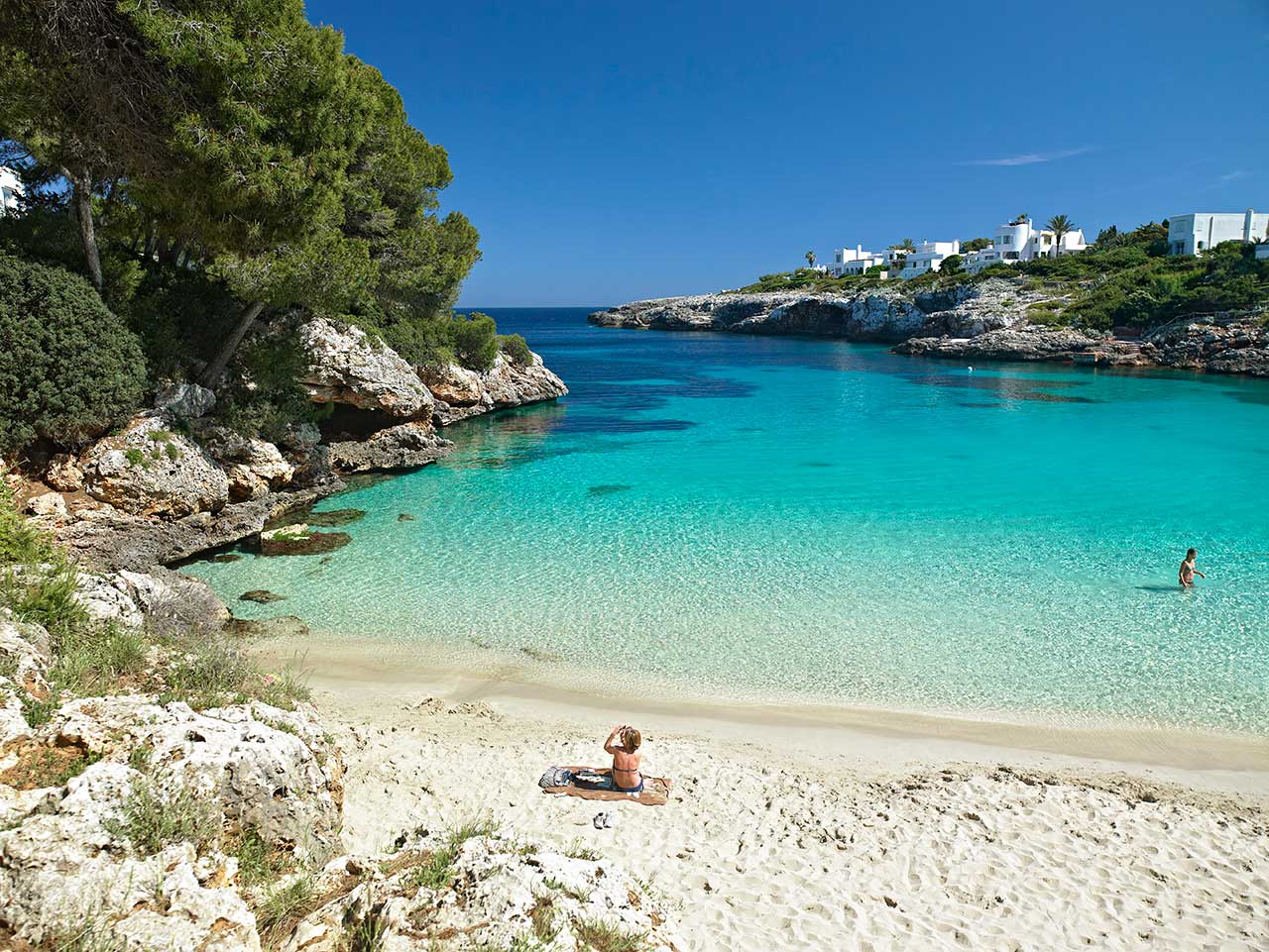 Noleggio Barche Cala Molto – Isola di Maiorca - Navalia | Noleggia un Sogno