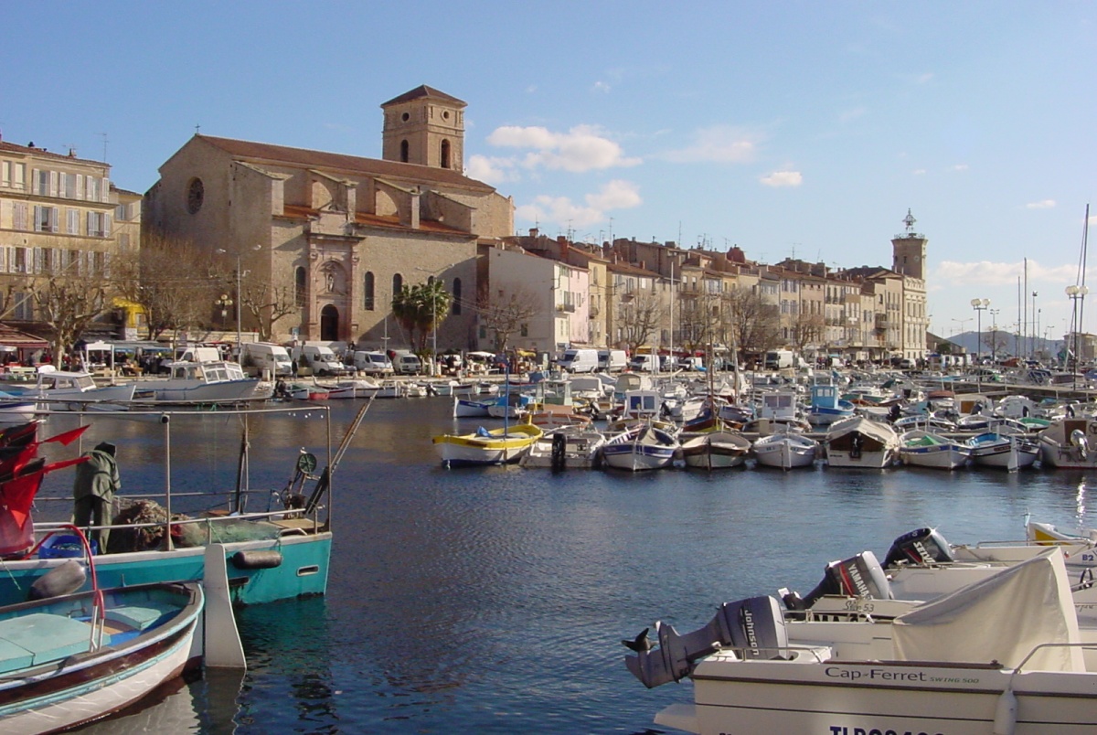 Noleggio Barche Cogolin - Navalia | Noleggia un Sogno