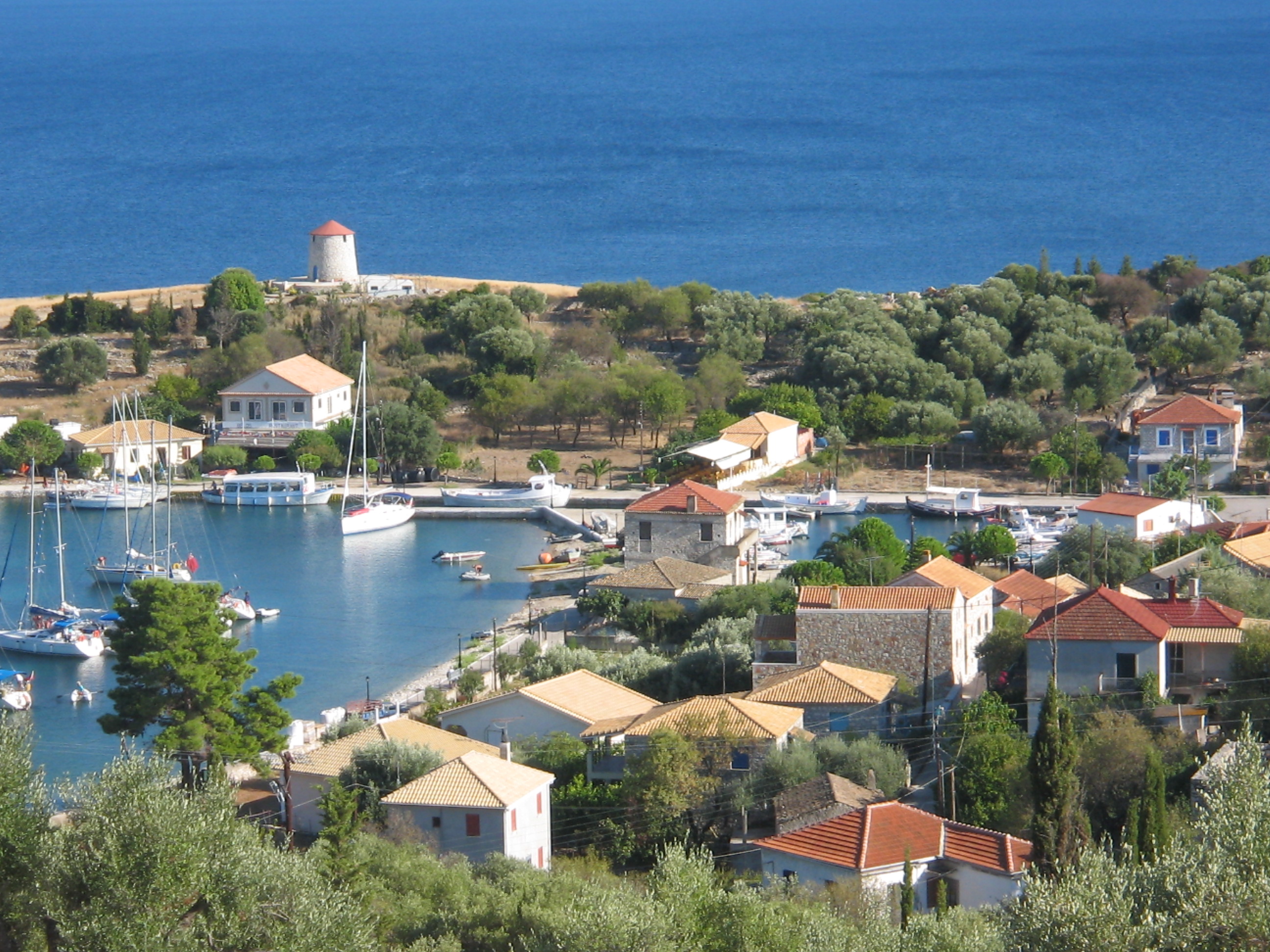 Noleggio Barche Porto Kastos - Navalia | Noleggia un Sogno