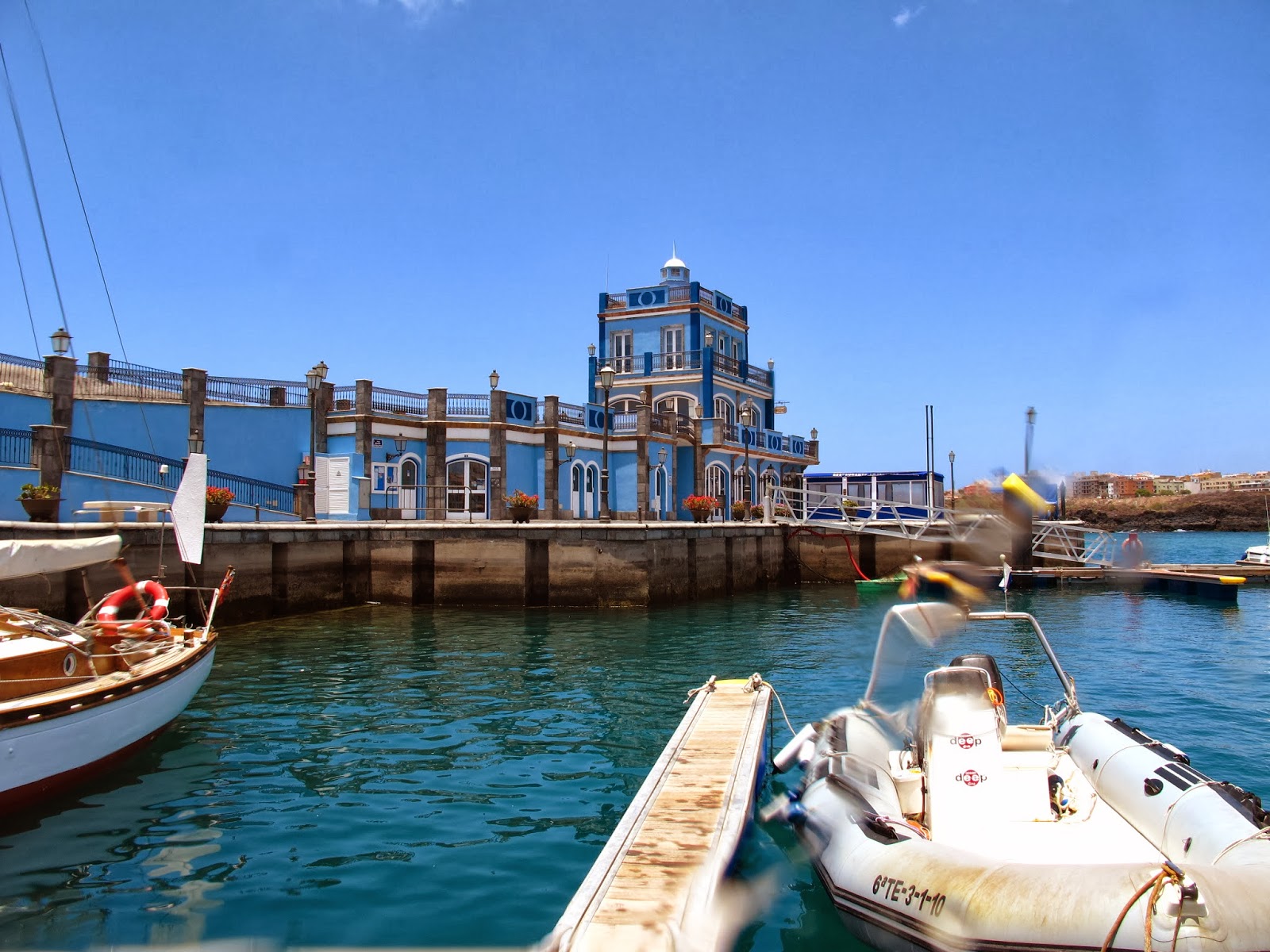 Noleggio Barche Marina San Miguel – Isola di Tenerife - Navalia | Noleggia un Sogno