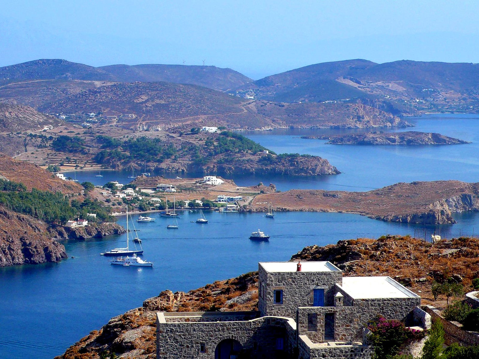 Noleggio Barche Isola di Patmos - Navalia | Noleggia un Sogno
