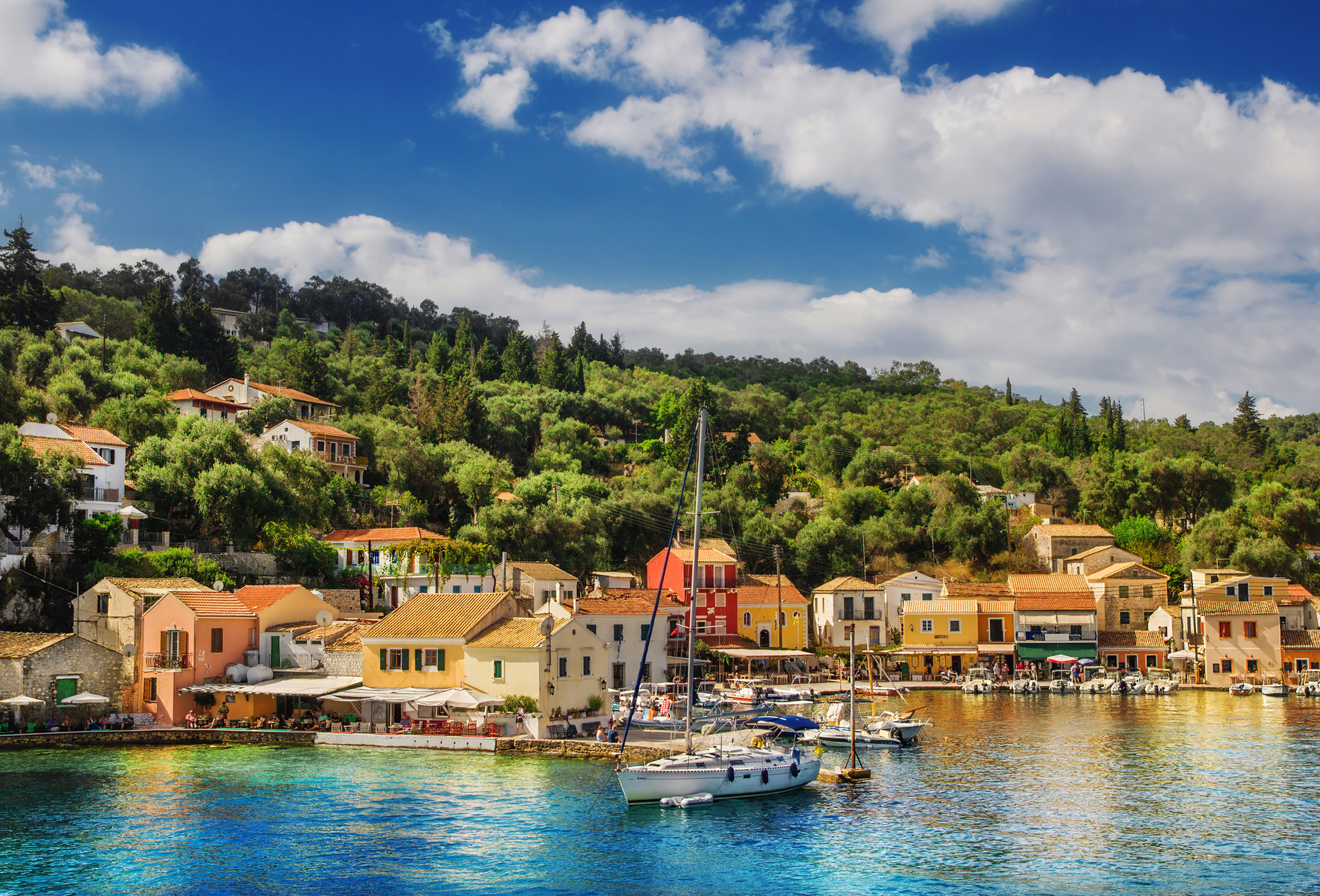 Noleggio Barche Isola di Paxos - Navalia | Noleggia un Sogno