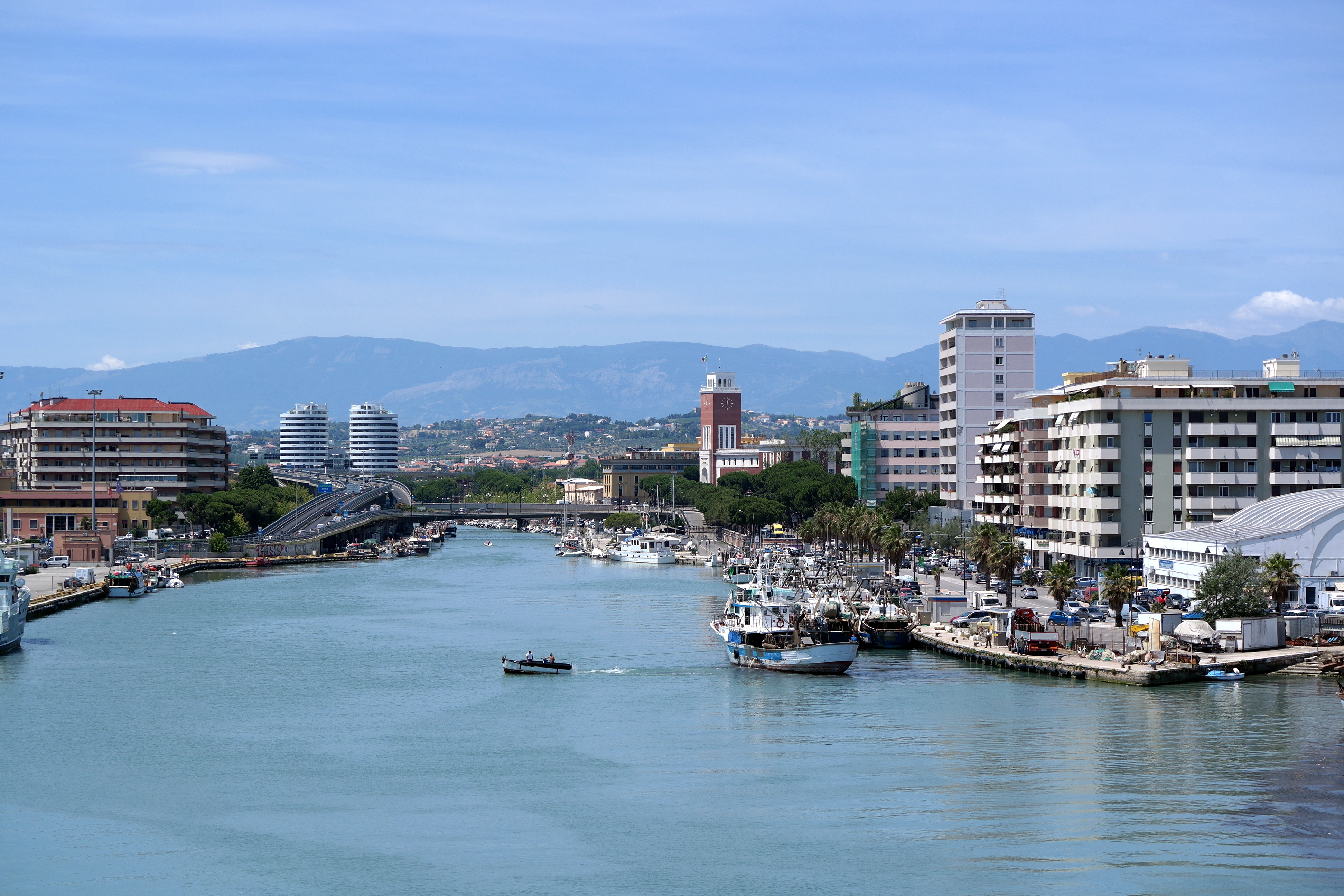 Noleggio Barche Pescara - Navalia | Noleggia un Sogno