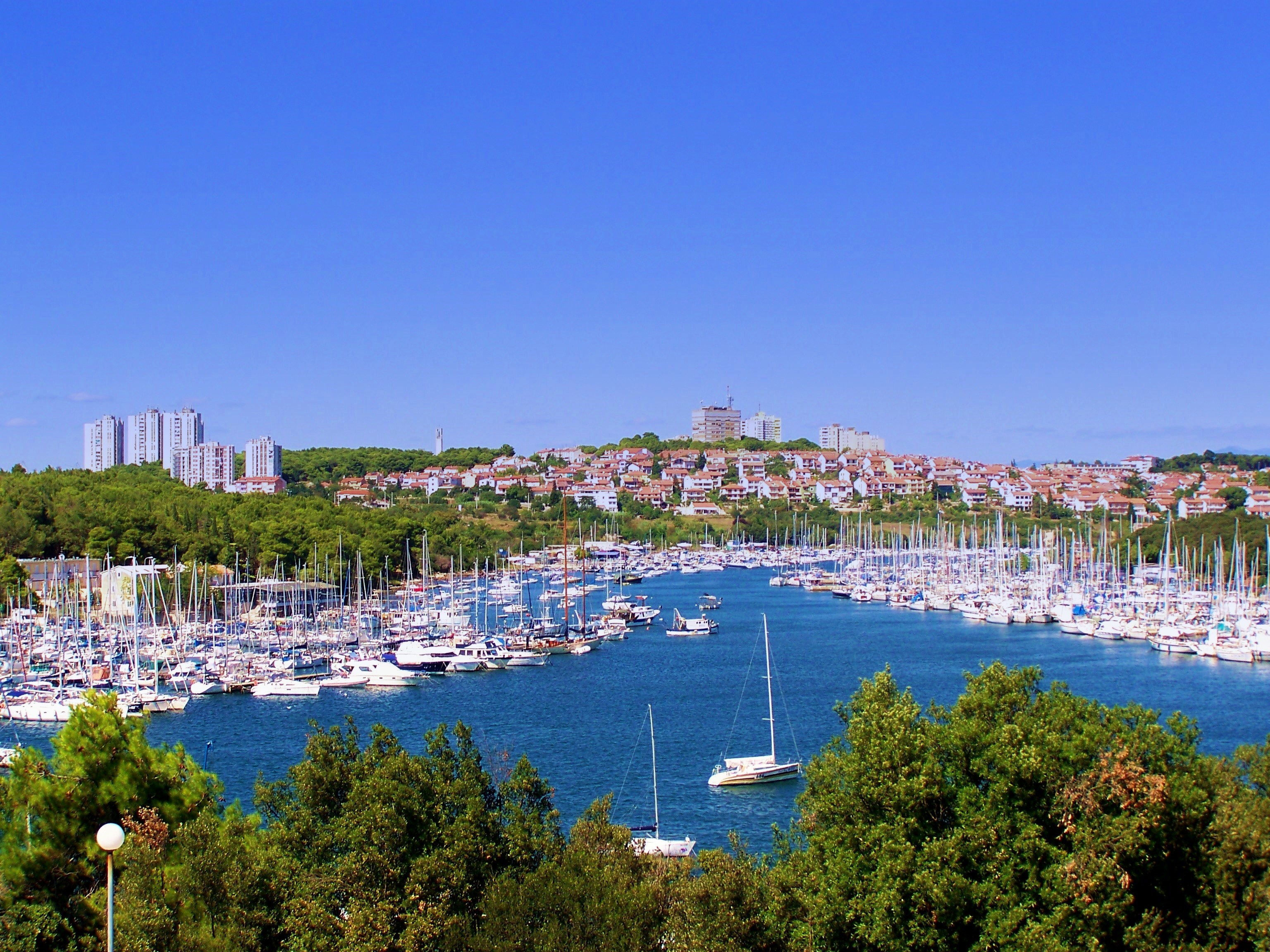 Noleggio Barche Pola Marina Veruda - Navalia | Noleggia un Sogno