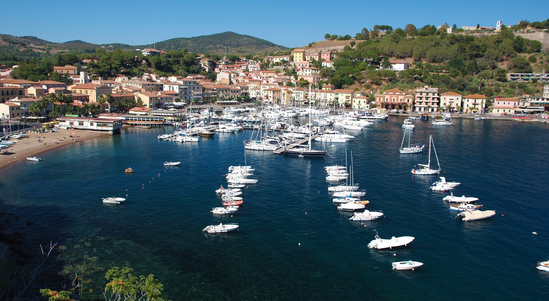 Noleggio Barche Porto Azzurro - Navalia | Noleggia un Sogno