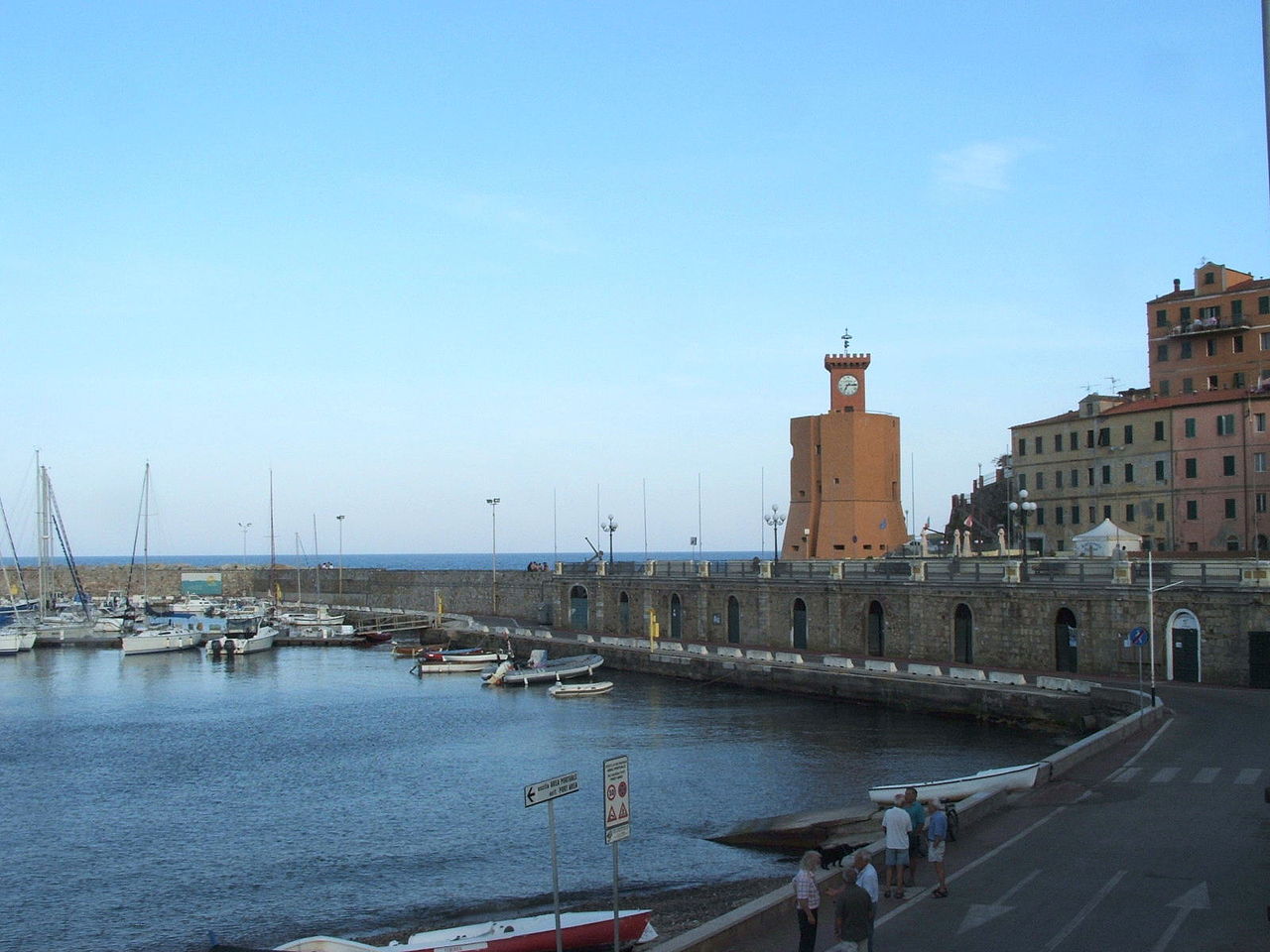 Noleggio Barche Rio Marina - Navalia | Noleggia un Sogno