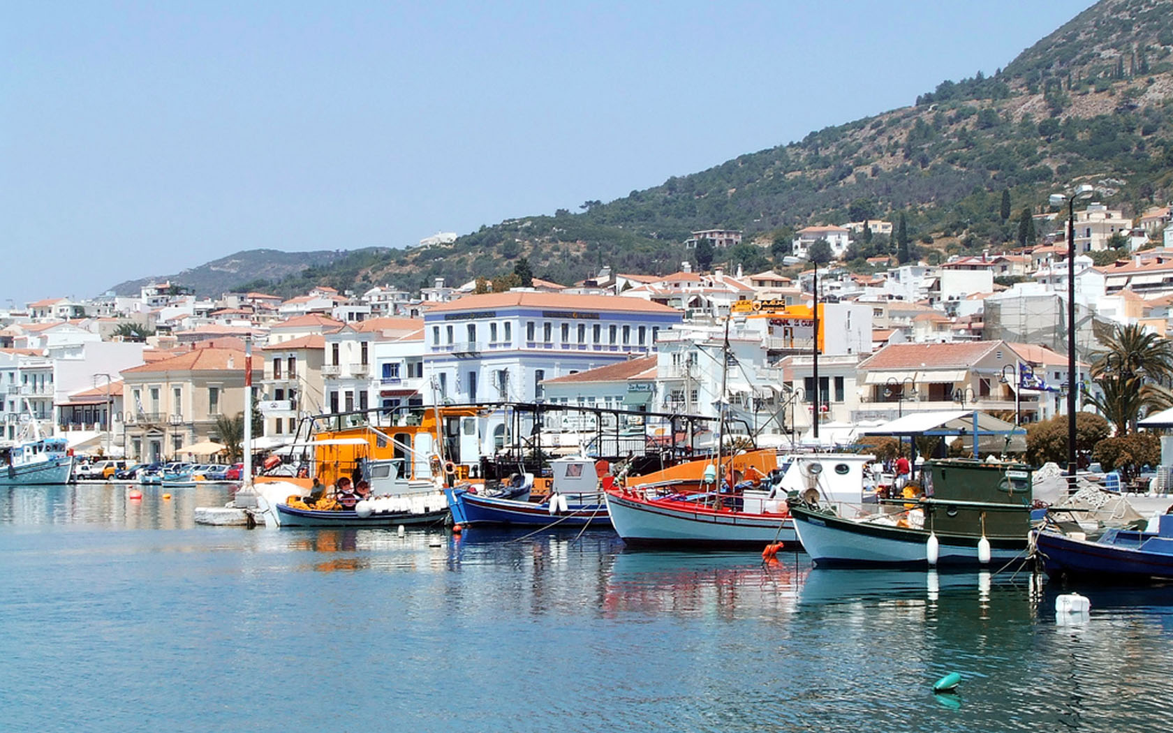 Noleggio Barche Samos – Isola di Samos - Navalia | Noleggia un Sogno