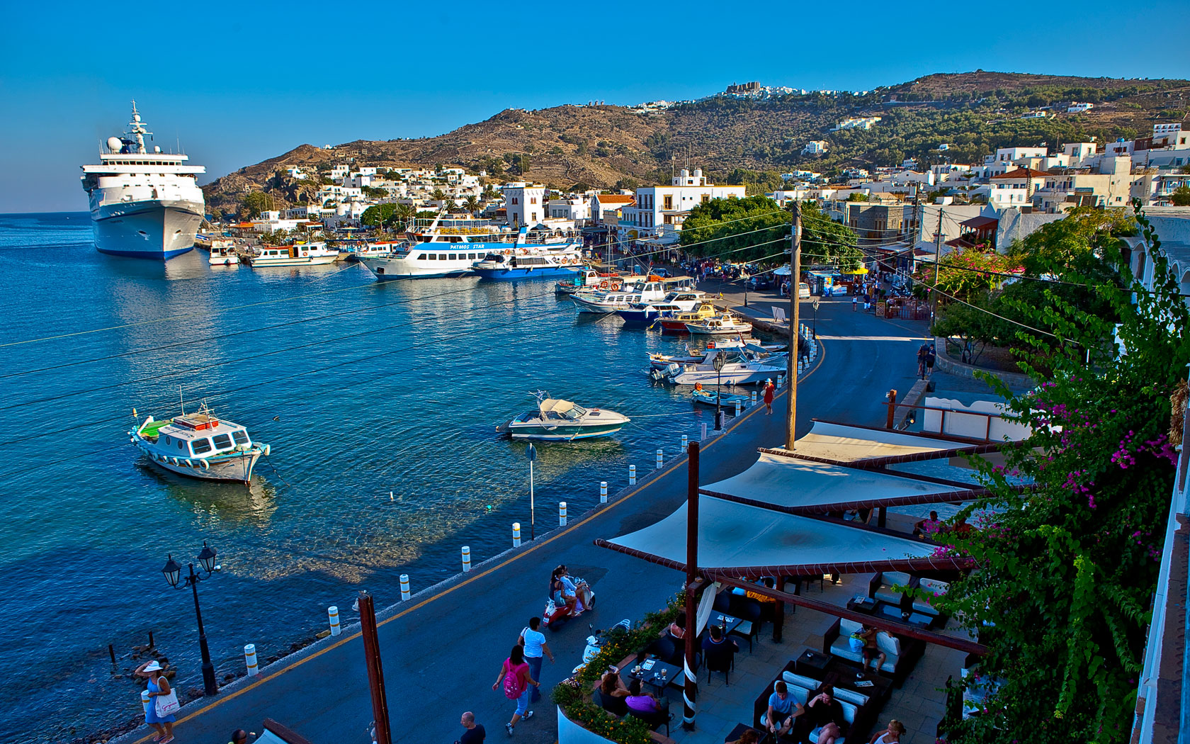 Noleggio Barche Skala – Isola di Patmos - Navalia | Noleggia un Sogno