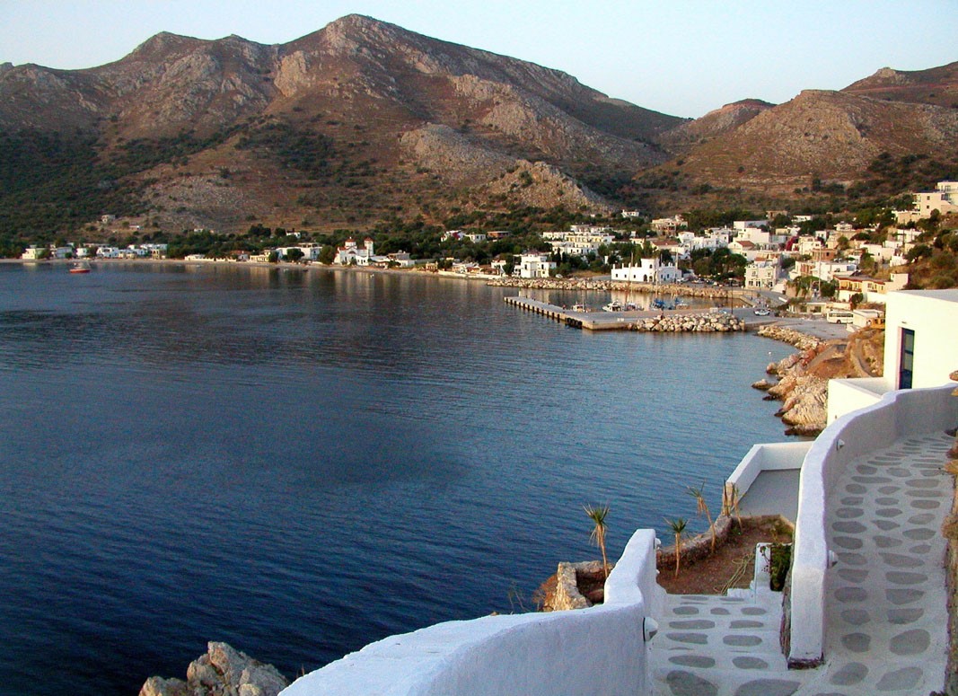 Noleggio Barche Isola di Tilos - Navalia | Noleggia un Sogno