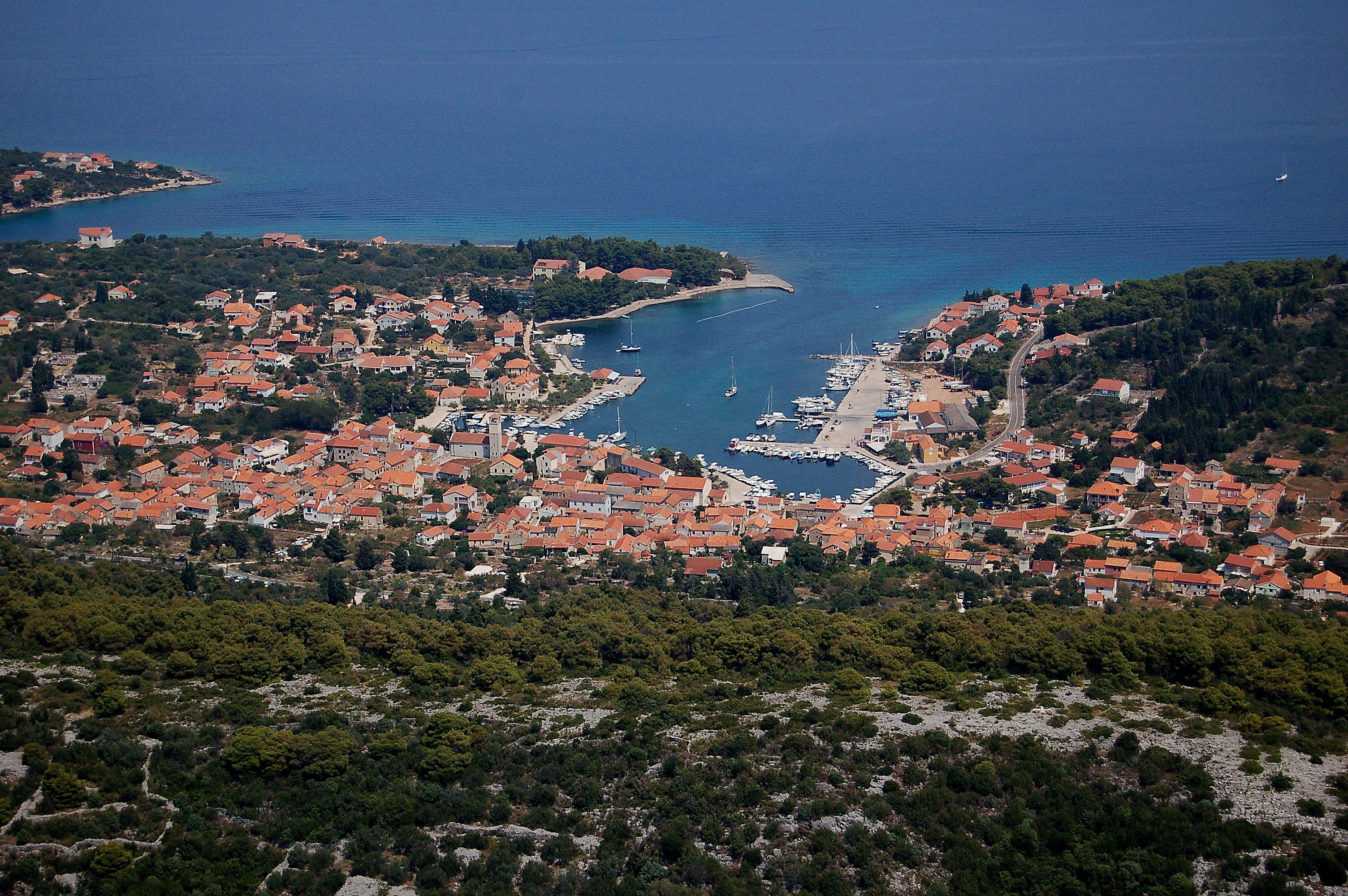 Noleggio Barche Veli Iz – Isola di Iz - Navalia | Noleggia un Sogno