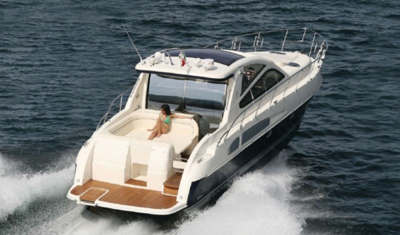 Navalia - Imbarcazione Airon Marine 4300 T-Top 2