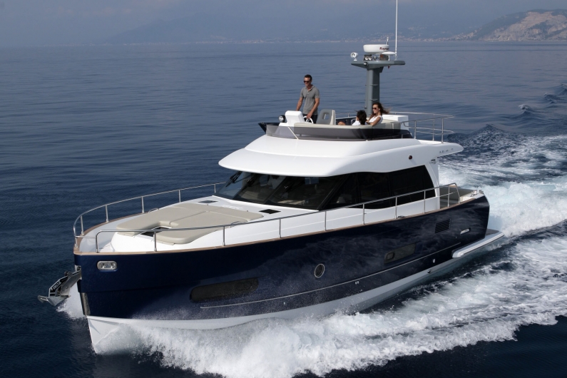 Navalia - Imbarcazione Azimut 43 Magellano 4