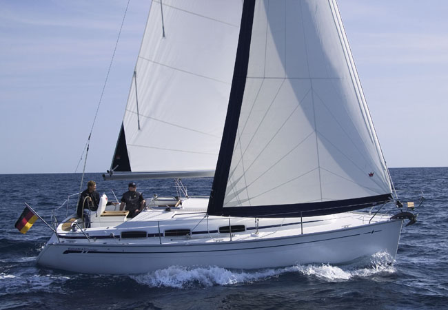 Navalia - Imbarcazione Bavaria 30 Cruiser 1