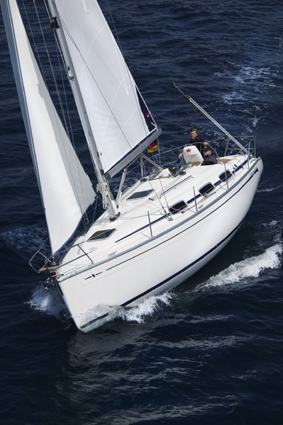 Navalia - Imbarcazione Bavaria 30 Cruiser 3