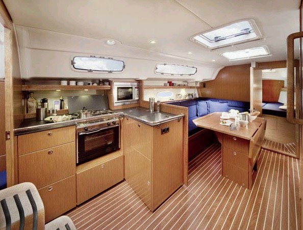 Navalia - Imbarcazione Bavaria 35 Cruiser 5