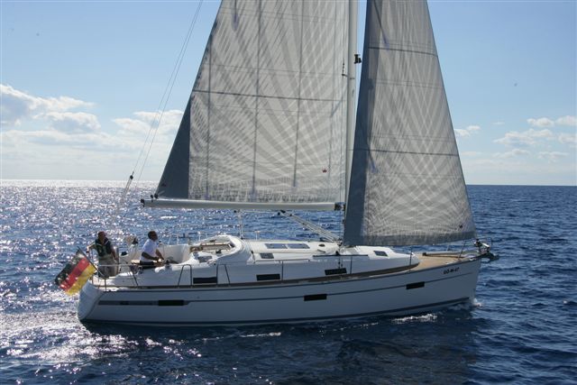 Navalia - Imbarcazione Bavaria 36 Cruiser new – 2 cab. 4