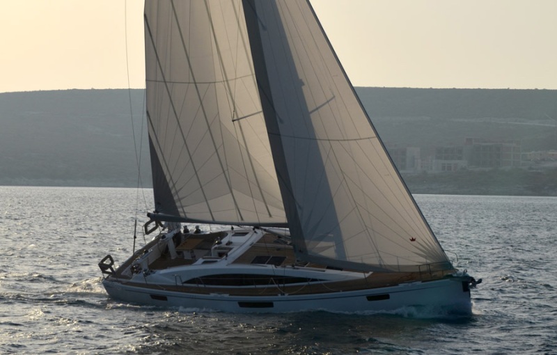 Navalia - Imbarcazione Bavaria 46 Vision 2