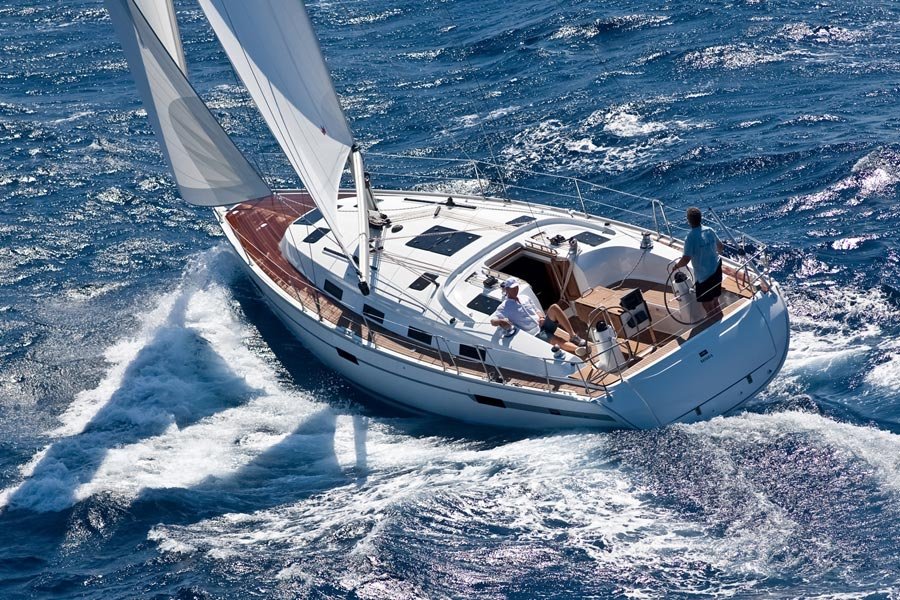 Navalia - Imbarcazione Bavaria Cruiser 40 1