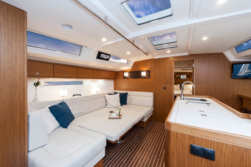 Navalia - Imbarcazione Bavaria Cruiser 56 – 6 cab. 9