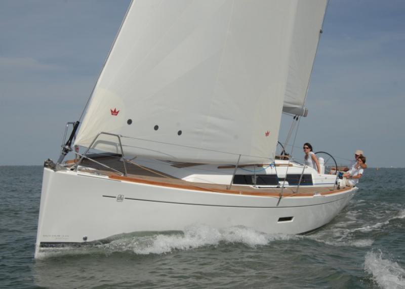 Navalia - Imbarcazione Dufour 335 2