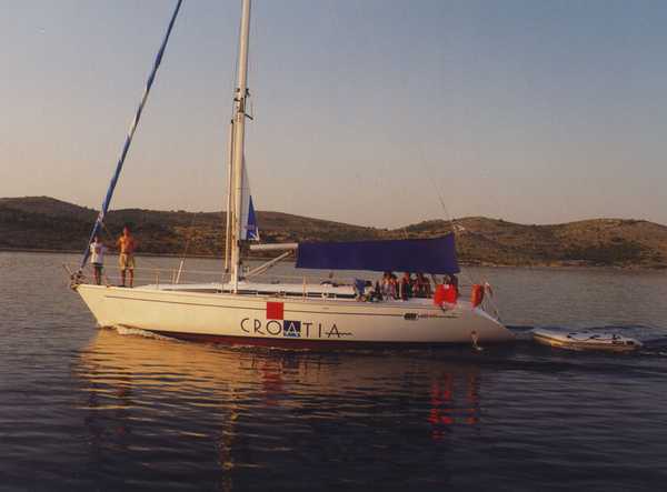 Navalia - Imbarcazione Elan 431 1